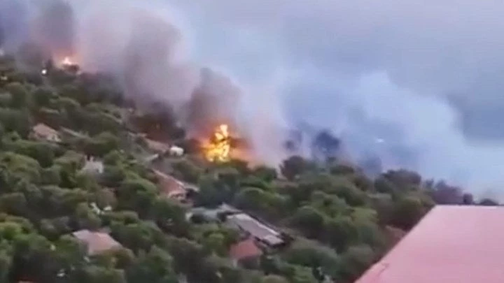 Να πέσουν άμεσα παραιτήσεις! – Νέες αποκαλύψεις για τη φονική πυρκαγιά: Ελικόπτερο συντονισμού έμεινε από καύσιμα